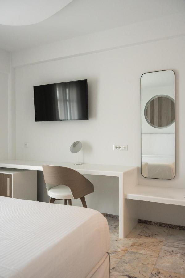 Tzanis Resort สกีรอส ภายนอก รูปภาพ